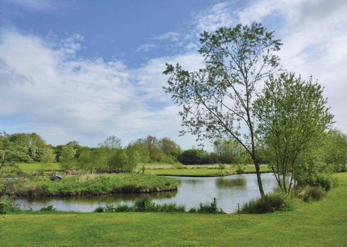 Hotel Weir Country Park Holtby Exteriér fotografie